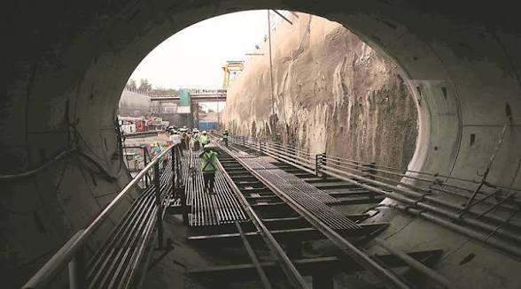 Pune News : स्वारगेट ते कात्रज मेट्रो कामामुळे वाहतूक मार्गात मोठे बदल; अवजड वाहनांना बंदी, वाचा पर्यायी मार्ग